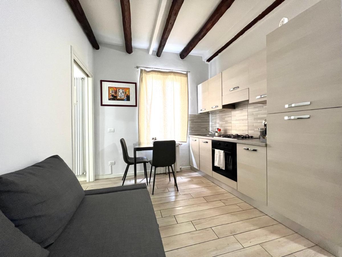 Beautiful View Navigli Apartment Милано Екстериор снимка